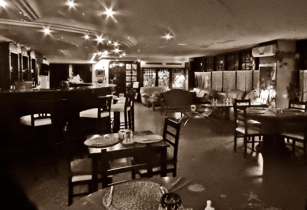 Airport Hotel