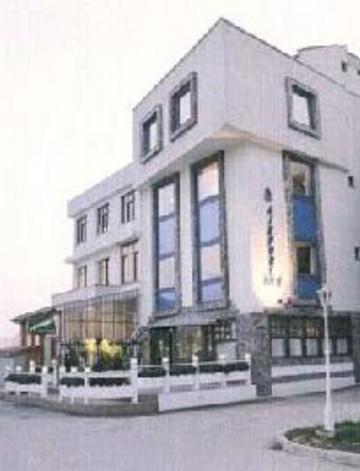 Airport Hotel 2*